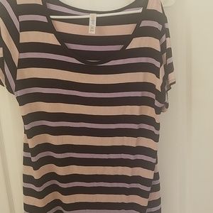 Lularoe large classic t